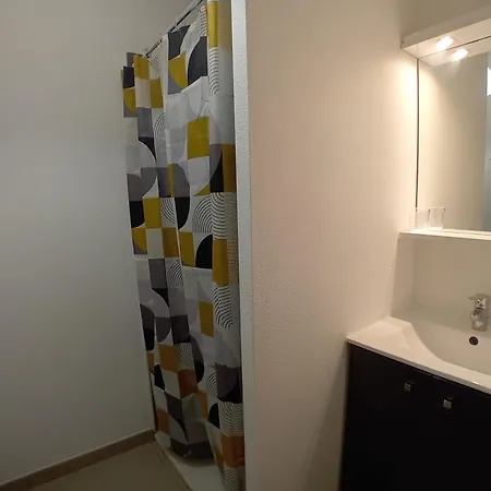 Proche Avec Terrasse Et Parking - Fr-1-239-1119 Apartment